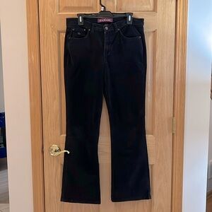 Gloria Vanderbilt - Corduroy Pants - Black - Size 8